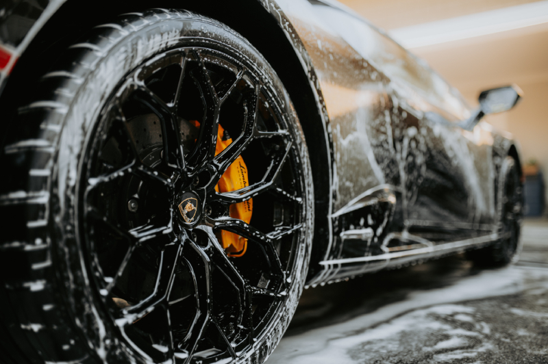 Środki do mycia samochodu są istotnym elementem utrzymania samochodu w jak najlepszym stanie.